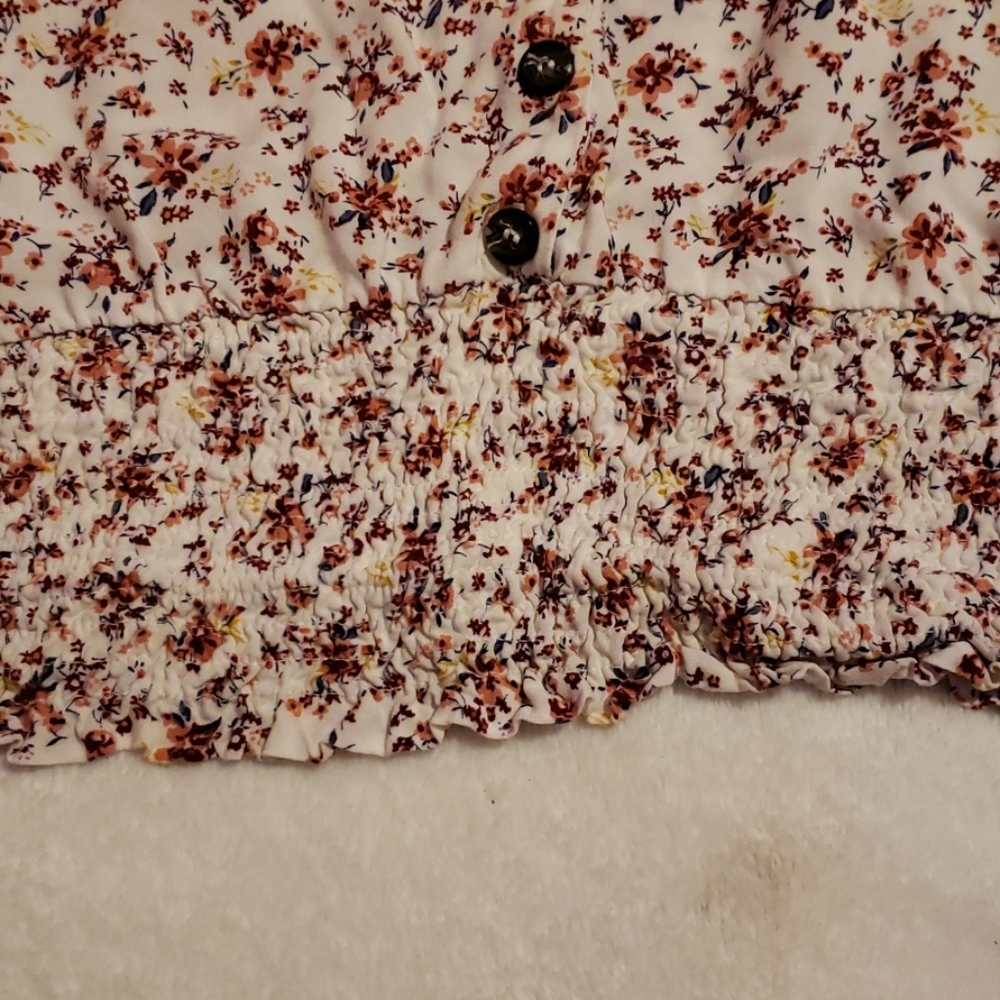 Top - Picture 3 of 6